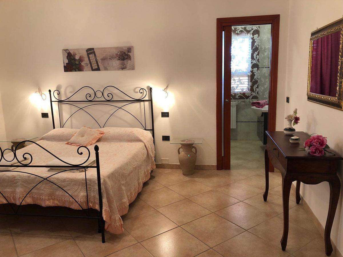 B&B Sardegna Nuragica Uras Esterno foto